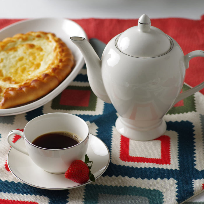 Teapot 1100ml Milky White Porcelain Aleksa Series