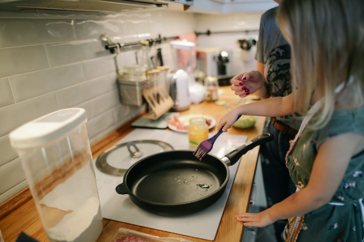 How to Avoid Scratches and Peeling on Your Nonstick Cookware