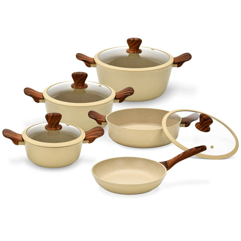 TikTok Kitchens and Instagram Chefs: How Social Media Shapes Cookware Trends
