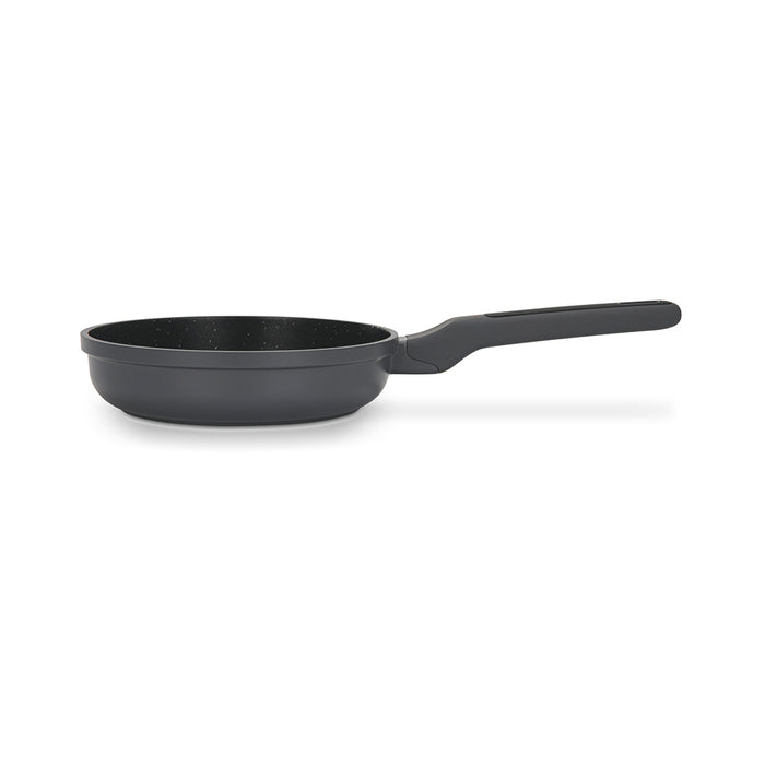 Frying Pan Titanium Pro 22cm with Cast Aluminum and Non- Stick Coating