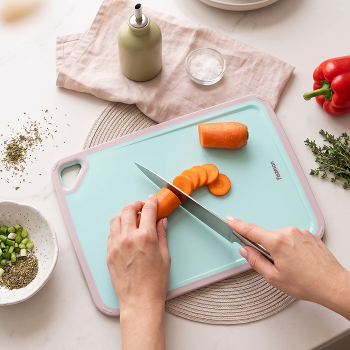 Cutting Board 36cm (Plastic + TPR) with Juice Groove
