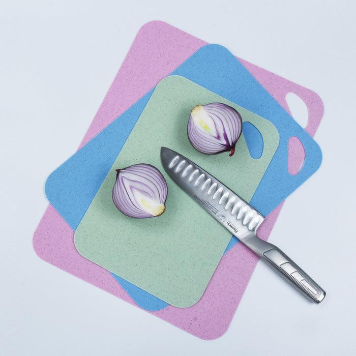 Set of 3 flexible chopping mats 38x29 cm. 33x24 cm. 29x19 cm (plastic)